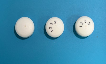 This is an image of USA-authorized Carbamazepine Extended-Release Tablets, USP 400 mg Tablets: