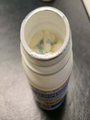 Flacon de comprimés de 0,25 mg de Riva-Risperidone qui, à la suite d’une erreur, ne contient que des capsules de 100 mg de Riva-Gabapentin